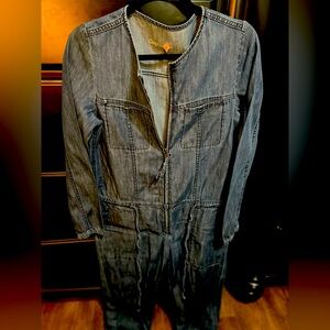 Denim Gap romper size medium